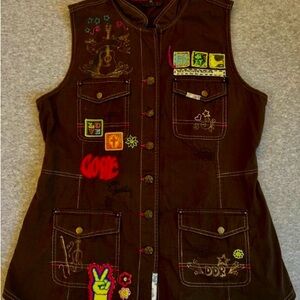 Double D Ranch vest! Great vintage condition.